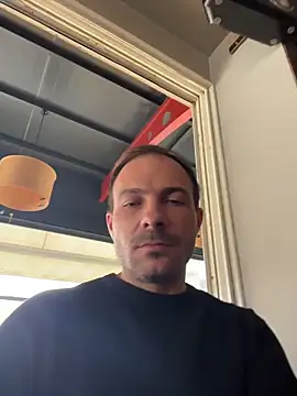 Adventurehotman online show from November 4, 1:56 pm