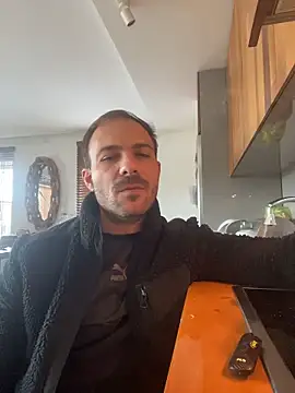 Snapshot of Adventurehotman chatting on October 24, 11:56 am Adventurehotman online show from October 24, 11:56 am