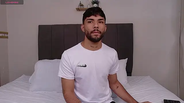 Alex BigDickkk online show from February 3, 11:59 am