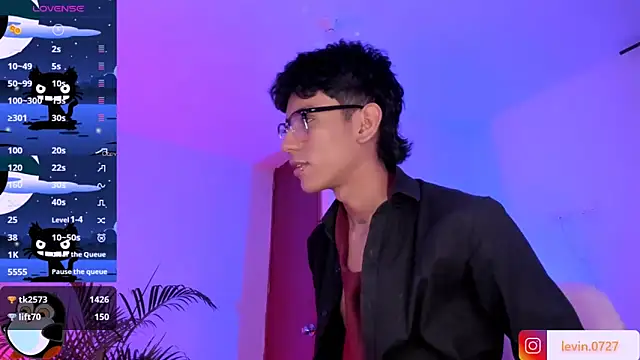 Snapshot of Levin_Hikaru chatting on September 22, 3:50 am Levin Hikaru online show from September 22, 3:50 am