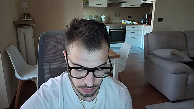 banstorr online show from April 9, 9:48 am