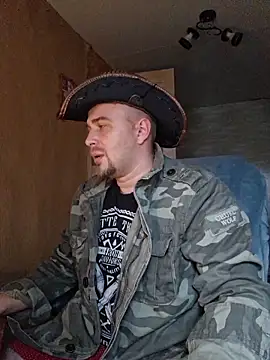 Foxyshaved online show from October 15, 1:30 pm