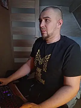 Foxyshaved online show from February 16, 7:28 am