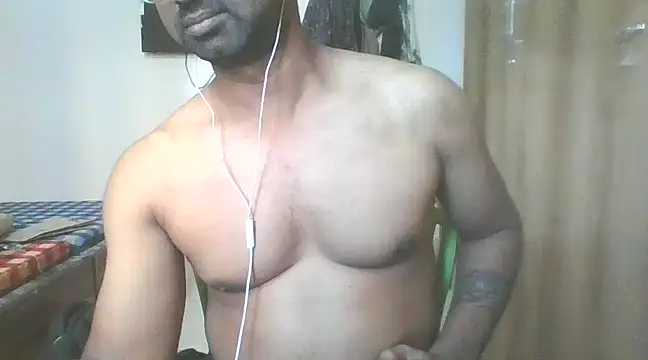 Snapshot of tamil_bestie chatting on February 5, 6:02 am tamil bestie online show from February 5, 6:02 am