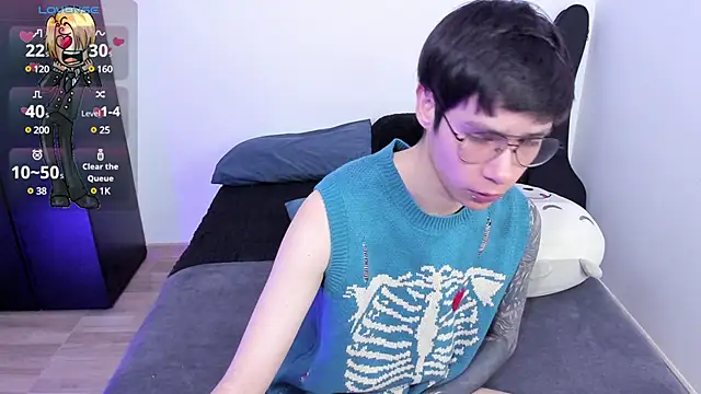 Snapshot of Aventure_Twinks chatting on March 8, 6:14 pm Aventure Twinks online show from March 8, 6:14 pm