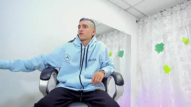 Ethan Booy online show from March 22, 8:59 pm
