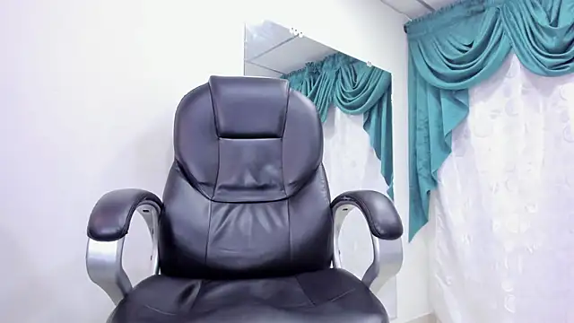 Ethan Booy online show from January 22, 9:00 pm