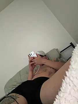 Anonimo x22 online show from February 4, 3:18 pm