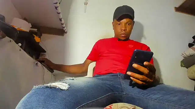 hugo3918  online show from January 5, 11:41 pm