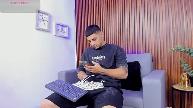 Alex cute77 online show from March 23, 12:33 pm