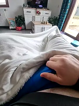 Snapshot of hairydickfr chatting on February 25, 12:34 pm hairydickfr online show from February 25, 12:34 pm