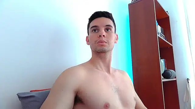 Snapshot of cristo_master chatting on February 27, 2:10 pm cristo master online show from February 27, 2:10 pm