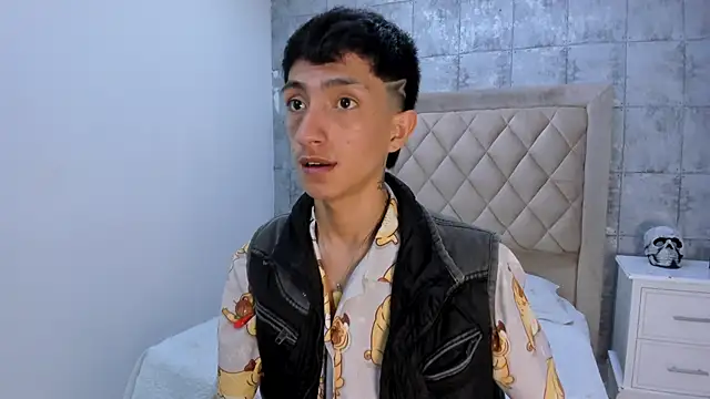 DereckCooperr online show from October 29, 10:56 pm