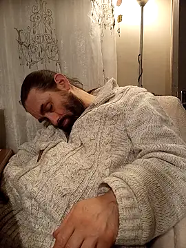 Snapshot of teekoine1 chatting on October 22, 12:46 am teekoine1 online show from October 22, 12:46 am