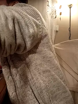 Snapshot of teekoine1 chatting on October 26, 12:12 am teekoine1 online show from October 26, 12:12 am