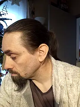 Snapshot of teekoine1 chatting on January 8, 9:00 am teekoine1 online show from January 8, 9:00 am