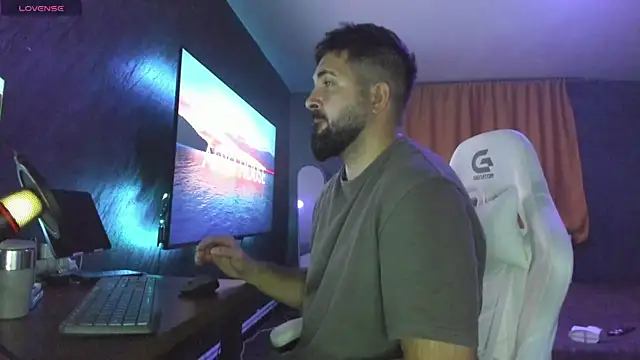 Eduu2322 online show from October 21, 9:17 pm