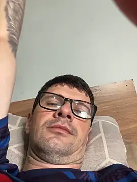 Juliano2289 online show from April 9, 4:35 pm