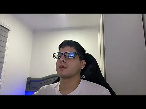 lordbeja online show from April 18, 4:47 am