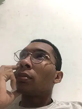 Snapshot of Aaronblack1_ chatting on January 7, 2:33 am Aaronblack1 online show from January 7, 2:33 am