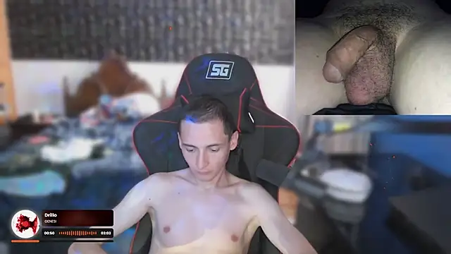 XxEnderxX online show from March 29, 8:09 pm