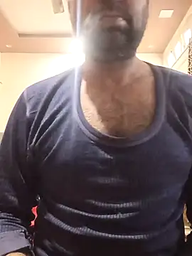 Snapshot of lund_lol chatting on February 21, 2:28 am lund lol online show from February 21, 2:28 am
