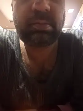 Snapshot of lund_lol chatting on March 7, 6:02 am lund lol online show from March 7, 6:02 am