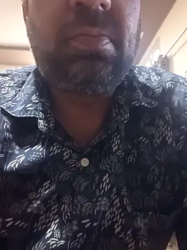 Snapshot of lund_lol chatting on March 5, 11:38 am lund lol online show from March 5, 11:38 am