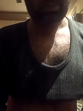 Snapshot of lund_lol chatting on March 6, 7:43 pm lund lol online show from March 6, 7:43 pm