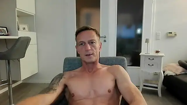 dirks71 online show from September 8, 5:12 pm