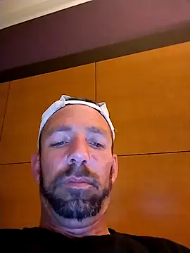 Treemandude online show from November 27, 7:39 pm