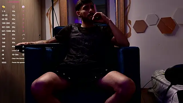 enzo herrera01 online show from February 27, 1:02 am