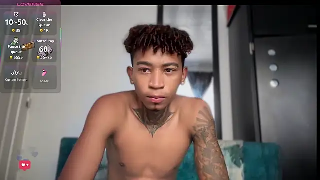 sexy blacks  online show from October 28, 12:18 pm