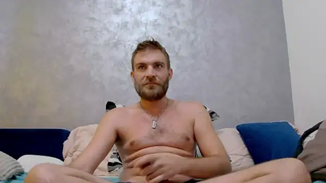 Snapshot of 10in_deluxe chatting on September 22, 7:41 am 10in deluxe online show from September 22, 7:41 am