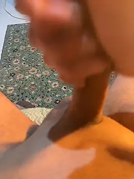 azginnn35 online show from April 23, 10:56 pm