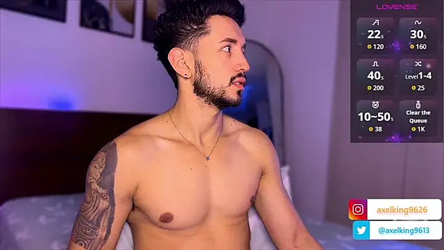 AxelKing1326 online show from April 29, 3:27 pm