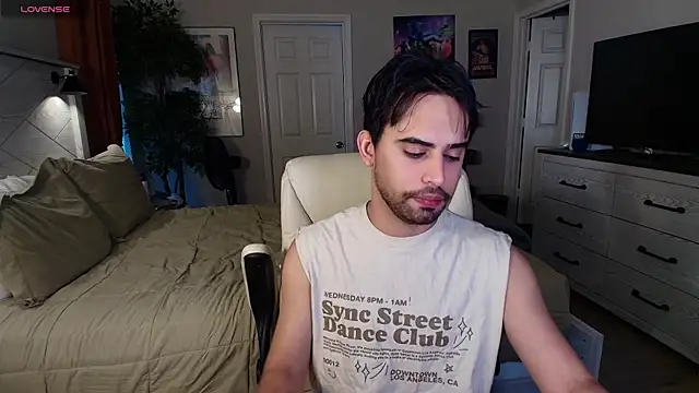 thonylewys online show from June 10, 7:25 pm