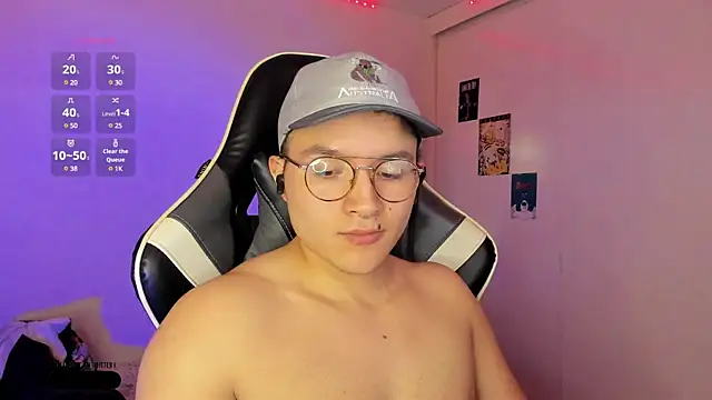 AustinSummerr online show from January 11, 3:42 pm