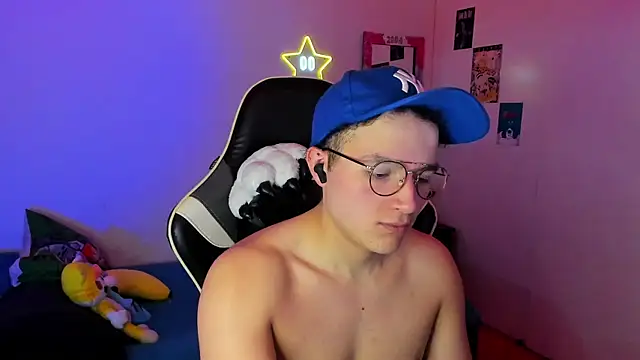 AustinSummerr online show from January 21, 1:28 pm