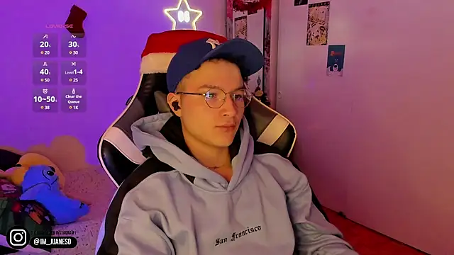 AustinSummerr online show from December 10, 2:17 pm