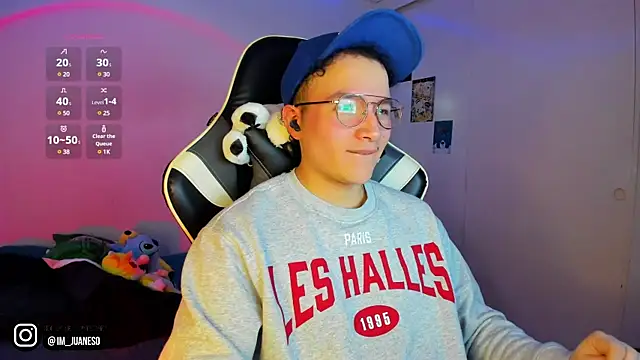 AustinSummerr online show from January 13, 1:28 pm