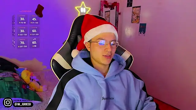 AustinSummerr online show from December 20, 1:00 pm