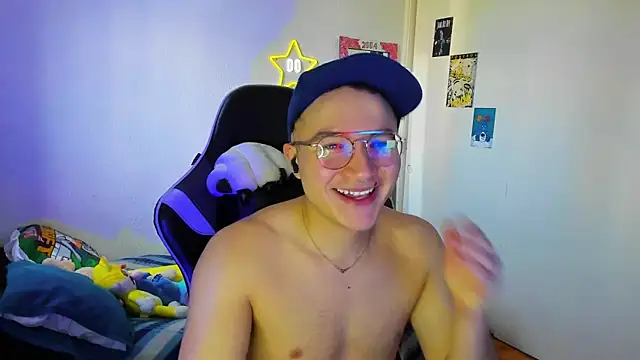 AustinSummerr online show from February 4, 1:38 pm