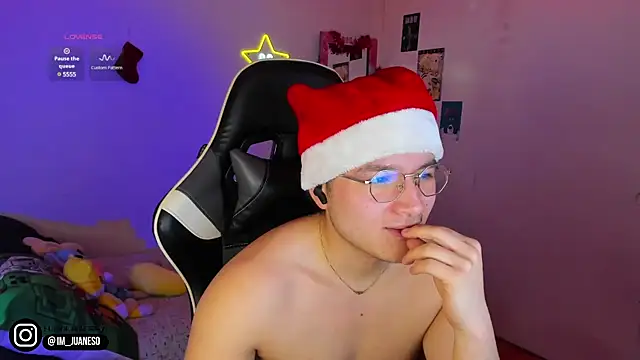 AustinSummerr online show from December 21, 12:59 pm