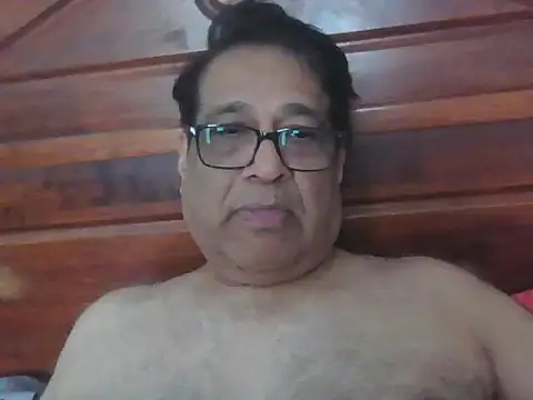 Nuttysub online show from October 18, 5:12 am