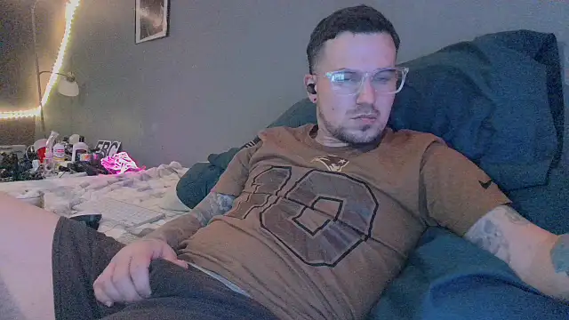 bigcocktat2dude603 online show from December 28, 2:12 pm