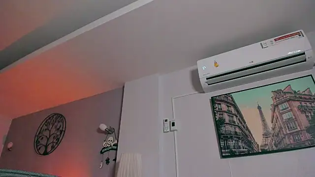 Samuel Andrew online show from November 6, 5:43 am