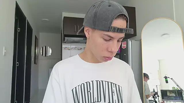 grey   27 online show from April 26, 1:52 pm