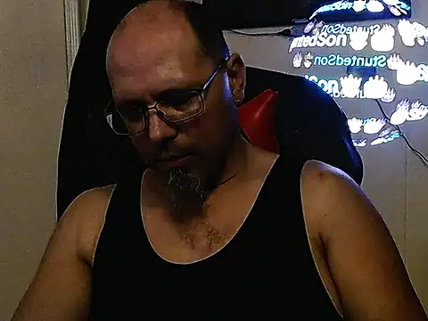 KrazyLegz online show from November 15, 11:40 pm