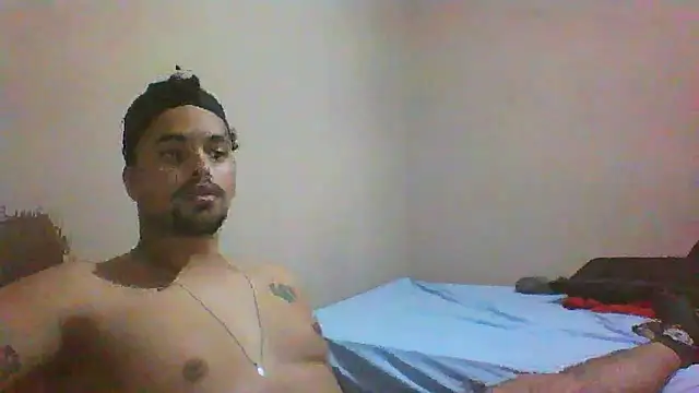 Snapshot of Xcumshot33 chatting on October 3, 3:11 am Xcumshot33 online show from October 3, 3:11 am